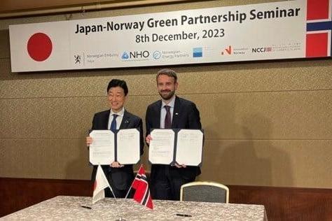 Norge og Japan inngår partnerskap på toppnivå om det grønne skiftet