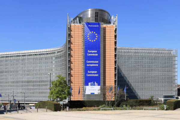 EU lanserer koalisjon for &aring; &oslash;ke bruk av b&aelig;rekraftig flydrivstoff&nbsp;